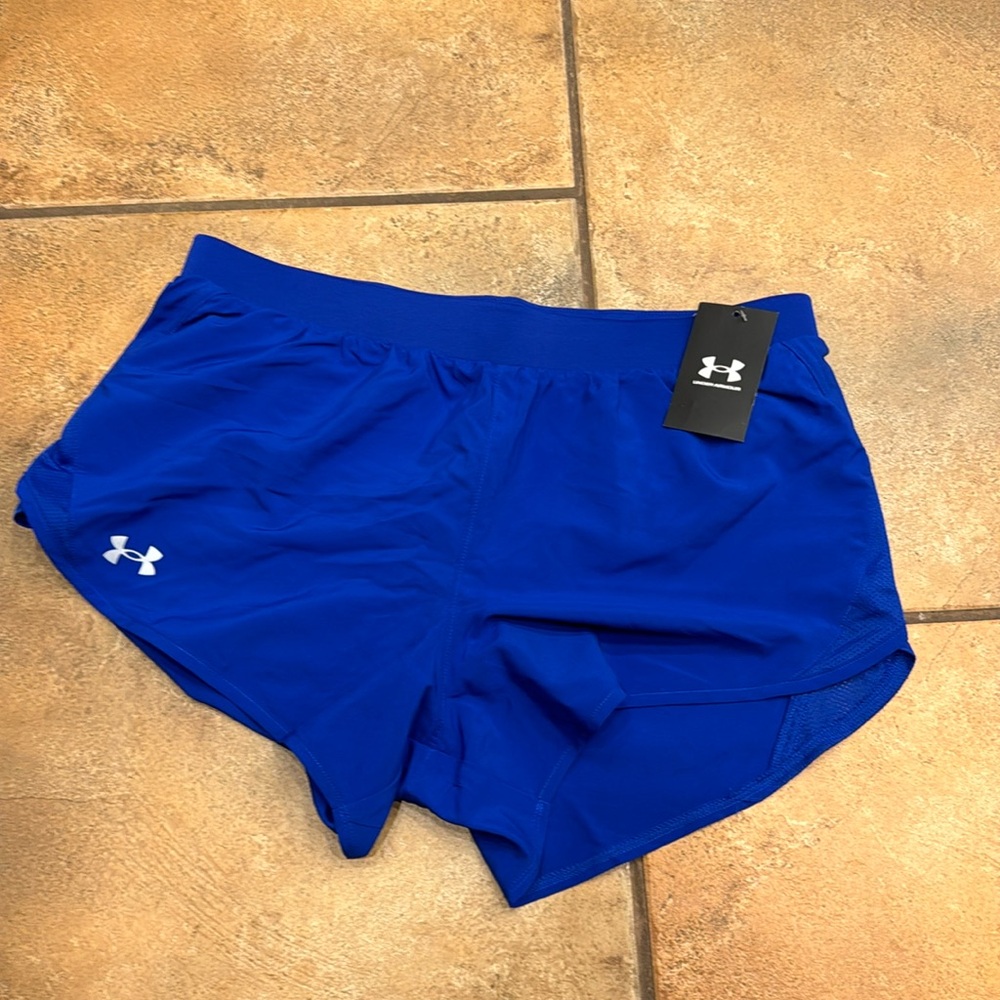 Athletic shorts with inside pocket and lining, NWT